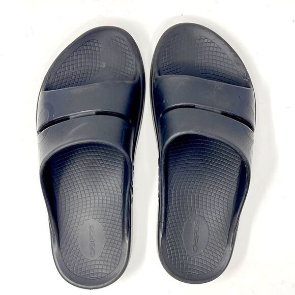 Oofos Ooahh Luxe Black Slide Recovery Comfort Sandals Size 10 Men's / 12 Women's - Picture 2 of 11